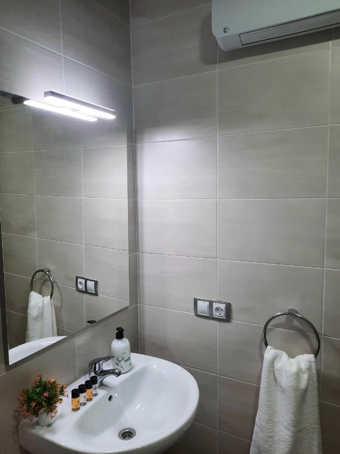 Apartamentos Clavero 10 Пласенсія Екстер'єр фото